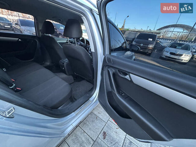 Серый Фольксваген Пассат, объемом двигателя 1.97 л и пробегом 145 тыс. км за 9999 $, фото 23 на Automoto.ua