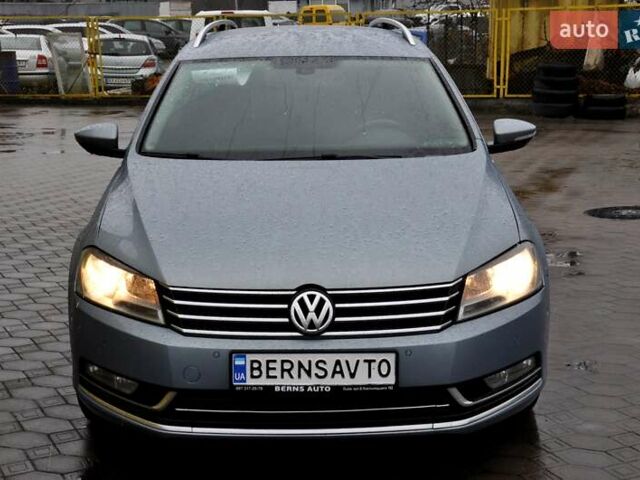 Серый Фольксваген Пассат, объемом двигателя 1.6 л и пробегом 280 тыс. км за 8800 $, фото 3 на Automoto.ua