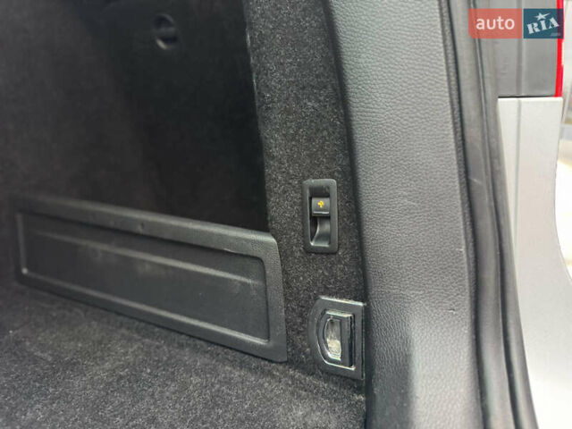 Серый Фольксваген Пассат, объемом двигателя 1.6 л и пробегом 207 тыс. км за 10500 $, фото 33 на Automoto.ua