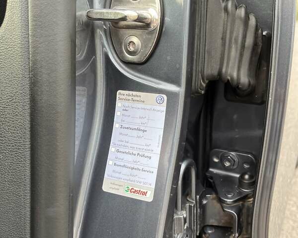 Сірий Фольксваген Пассат, об'ємом двигуна 1.97 л та пробігом 262 тис. км за 10000 $, фото 22 на Automoto.ua