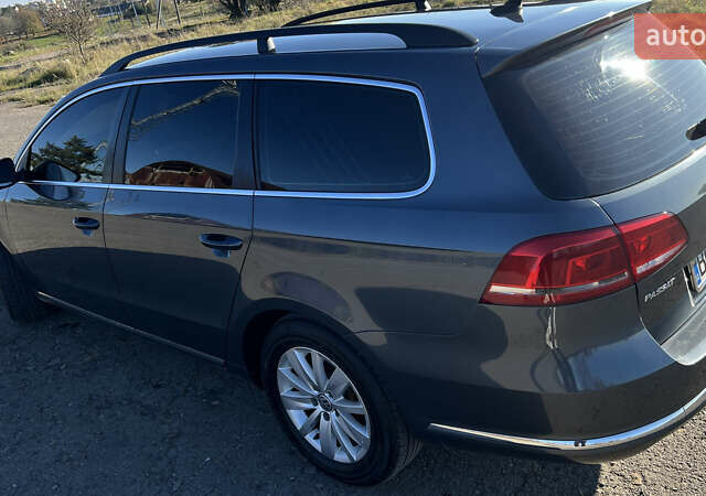 Серый Фольксваген Пассат, объемом двигателя 1.6 л и пробегом 237 тыс. км за 9900 $, фото 18 на Automoto.ua