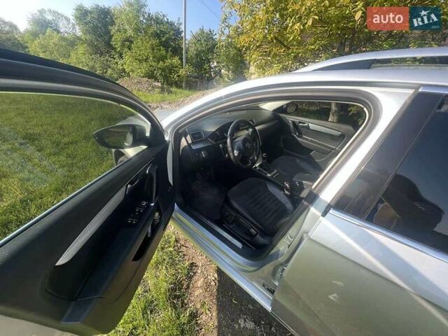 Серый Фольксваген Пассат, объемом двигателя 1.97 л и пробегом 298 тыс. км за 12300 $, фото 6 на Automoto.ua
