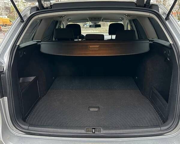 Серый Фольксваген Пассат, объемом двигателя 2 л и пробегом 300 тыс. км за 13500 $, фото 4 на Automoto.ua