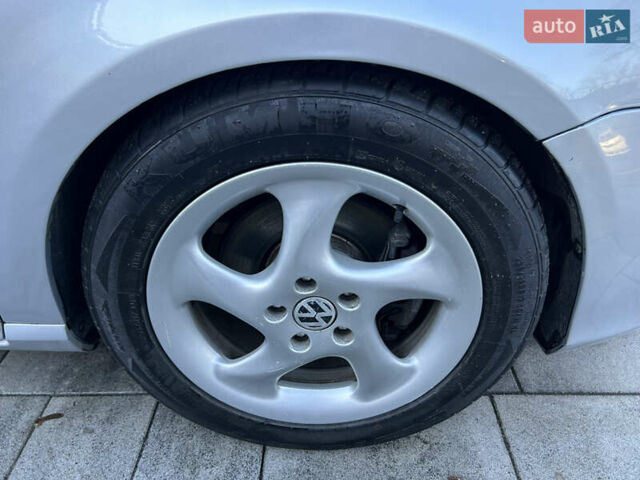 Серый Фольксваген Пассат, объемом двигателя 1.97 л и пробегом 145 тыс. км за 9999 $, фото 30 на Automoto.ua
