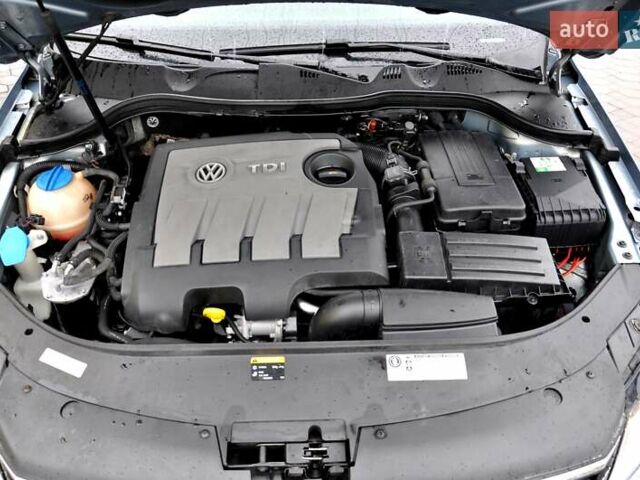 Серый Фольксваген Пассат, объемом двигателя 1.6 л и пробегом 280 тыс. км за 8800 $, фото 35 на Automoto.ua