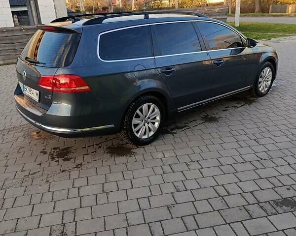 Серый Фольксваген Пассат, объемом двигателя 1.6 л и пробегом 218 тыс. км за 11500 $, фото 35 на Automoto.ua