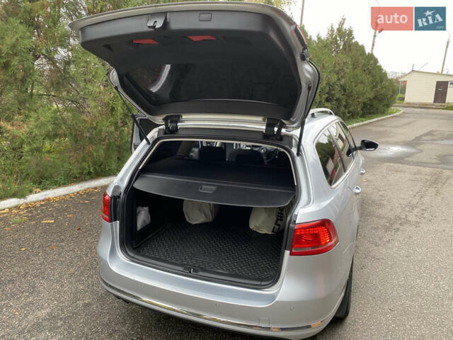 Серый Фольксваген Пассат, объемом двигателя 1.97 л и пробегом 300 тыс. км за 10850 $, фото 14 на Automoto.ua