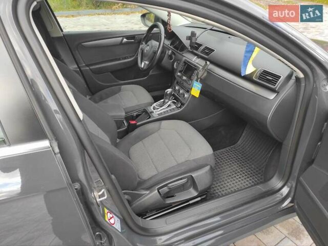 Серый Фольксваген Пассат, объемом двигателя 2 л и пробегом 320 тыс. км за 12500 $, фото 28 на Automoto.ua