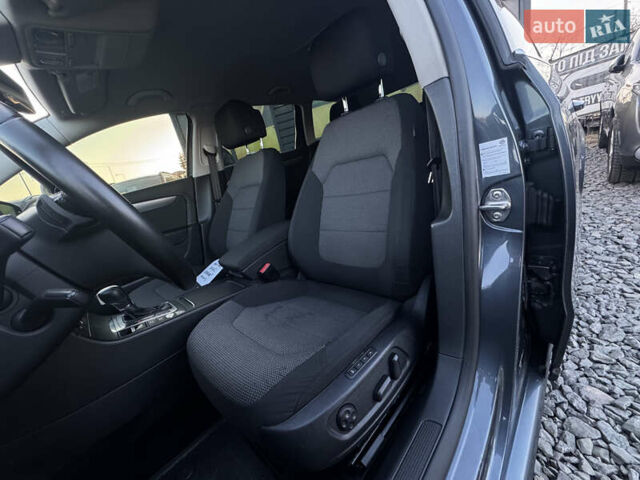 Серый Фольксваген Пассат, объемом двигателя 1.6 л и пробегом 229 тыс. км за 10999 $, фото 45 на Automoto.ua