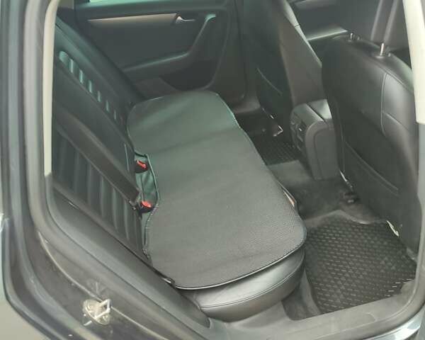 Серый Фольксваген Пассат, объемом двигателя 1.4 л и пробегом 210 тыс. км за 11000 $, фото 5 на Automoto.ua