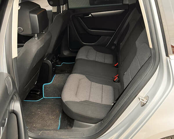 Сірий Фольксваген Пассат, об'ємом двигуна 1.97 л та пробігом 240 тис. км за 9950 $, фото 15 на Automoto.ua