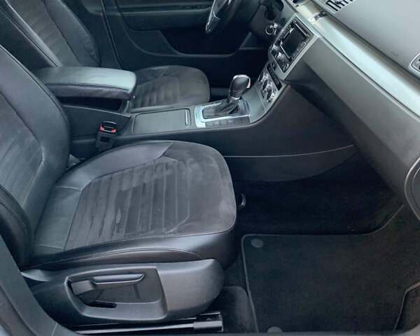 Серый Фольксваген Пассат, объемом двигателя 2 л и пробегом 284 тыс. км за 12650 $, фото 83 на Automoto.ua