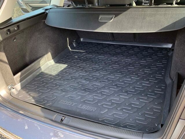 Сірий Фольксваген Пассат, об'ємом двигуна 2 л та пробігом 200 тис. км за 11899 $, фото 8 на Automoto.ua