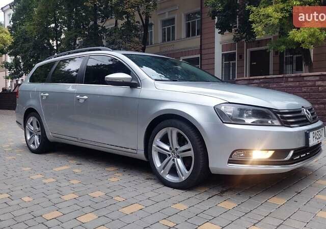 Сірий Фольксваген Пассат, об'ємом двигуна 2 л та пробігом 218 тис. км за 10999 $, фото 7 на Automoto.ua