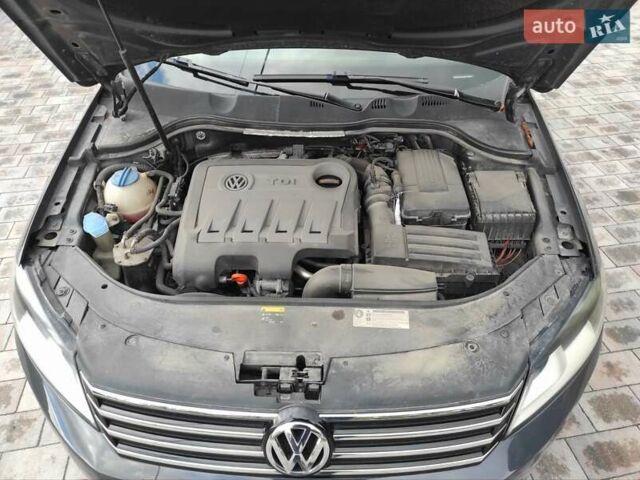 Серый Фольксваген Пассат, объемом двигателя 2 л и пробегом 320 тыс. км за 12500 $, фото 32 на Automoto.ua