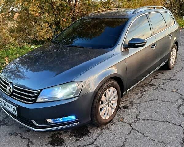 Серый Фольксваген Пассат, объемом двигателя 1.6 л и пробегом 218 тыс. км за 11500 $, фото 19 на Automoto.ua