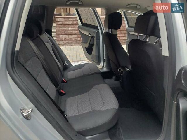 Сірий Фольксваген Пассат, об'ємом двигуна 2 л та пробігом 218 тис. км за 10999 $, фото 47 на Automoto.ua