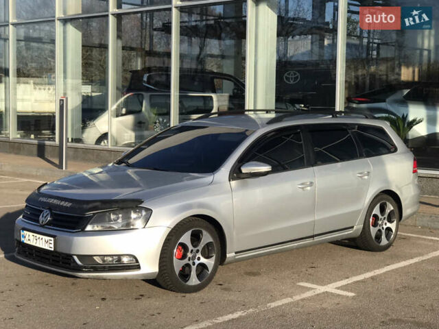 Сірий Фольксваген Пассат, об'ємом двигуна 1.6 л та пробігом 282 тис. км за 7500 $, фото 40 на Automoto.ua