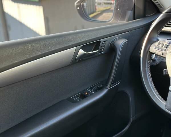 Серый Фольксваген Пассат, объемом двигателя 2 л и пробегом 213 тыс. км за 11700 $, фото 25 на Automoto.ua