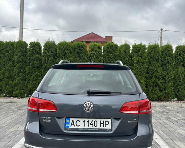 Сірий Фольксваген Пассат, об'ємом двигуна 1.6 л та пробігом 240 тис. км за 12799 $, фото 10 на Automoto.ua