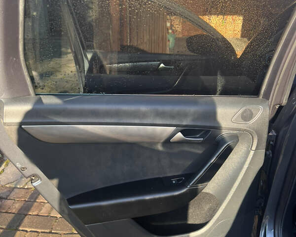 Серый Фольксваген Пассат, объемом двигателя 1.97 л и пробегом 280 тыс. км за 12000 $, фото 24 на Automoto.ua