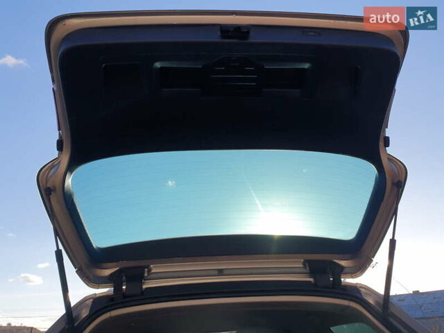 Серый Фольксваген Пассат, объемом двигателя 2 л и пробегом 207 тыс. км за 15000 $, фото 8 на Automoto.ua