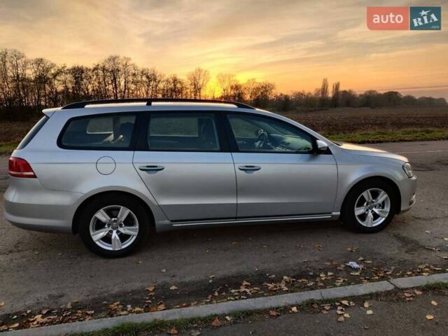Сірий Фольксваген Пассат, об'ємом двигуна 1.6 л та пробігом 269 тис. км за 9900 $, фото 1 на Automoto.ua