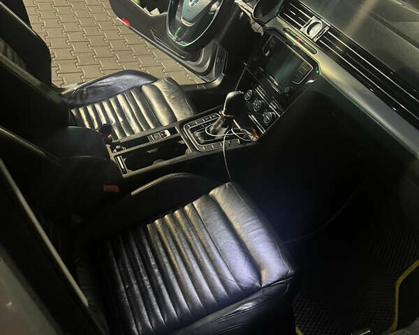 Серый Фольксваген Пассат, объемом двигателя 1.97 л и пробегом 412 тыс. км за 12999 $, фото 22 на Automoto.ua