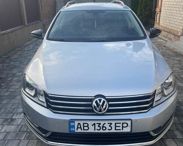 Серый Фольксваген Пассат, объемом двигателя 2 л и пробегом 293 тыс. км за 13000 $, фото 2 на Automoto.ua