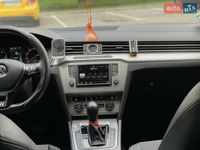 Серый Фольксваген Пассат, объемом двигателя 1.97 л и пробегом 267 тыс. км за 13950 $, фото 20 на Automoto.ua