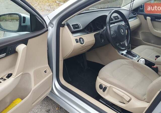 Серый Фольксваген Пассат, объемом двигателя 1.97 л и пробегом 290 тыс. км за 9950 $, фото 18 на Automoto.ua