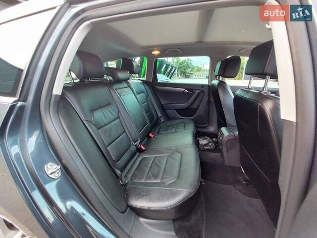 Серый Фольксваген Пассат, объемом двигателя 0 л и пробегом 223 тыс. км за 12999 $, фото 62 на Automoto.ua