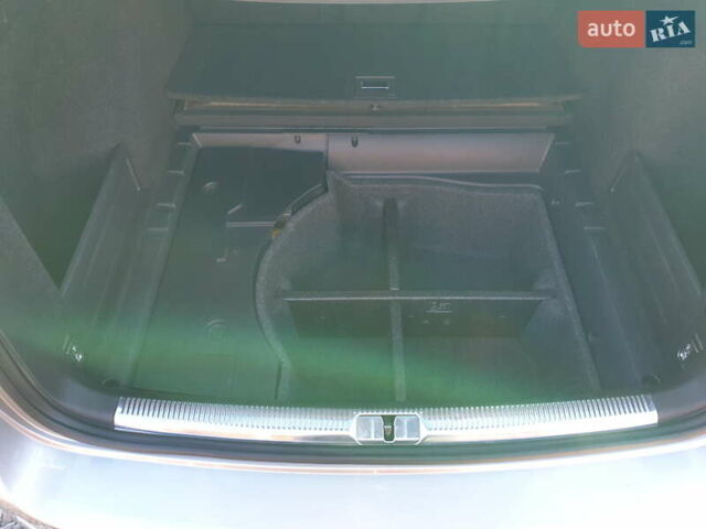 Серый Фольксваген Пассат, объемом двигателя 2 л и пробегом 207 тыс. км за 15000 $, фото 9 на Automoto.ua