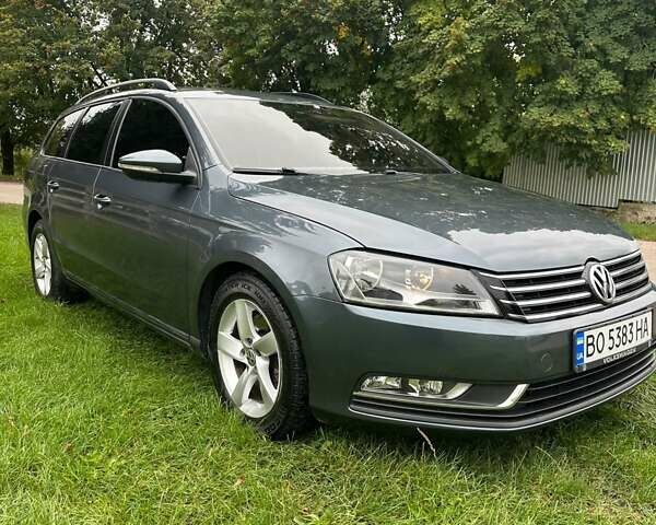 Серый Фольксваген Пассат, объемом двигателя 1.6 л и пробегом 235 тыс. км за 9000 $, фото 1 на Automoto.ua