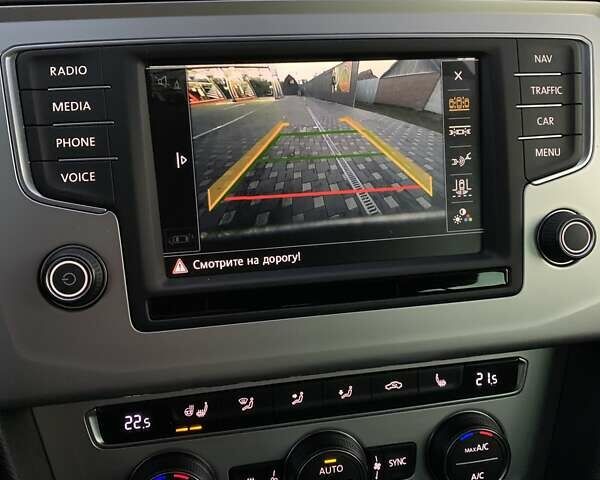 Серый Фольксваген Пассат, объемом двигателя 1.6 л и пробегом 153 тыс. км за 13500 $, фото 10 на Automoto.ua