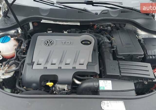 Серый Фольксваген Пассат, объемом двигателя 1.97 л и пробегом 290 тыс. км за 9950 $, фото 24 на Automoto.ua