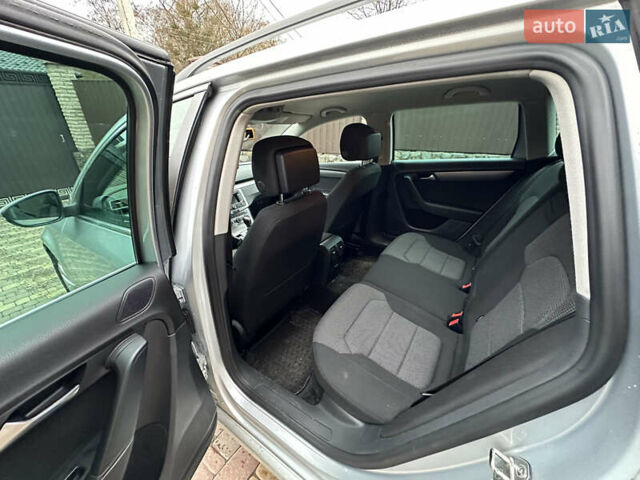 Сірий Фольксваген Пассат, об'ємом двигуна 1.97 л та пробігом 257 тис. км за 10300 $, фото 17 на Automoto.ua