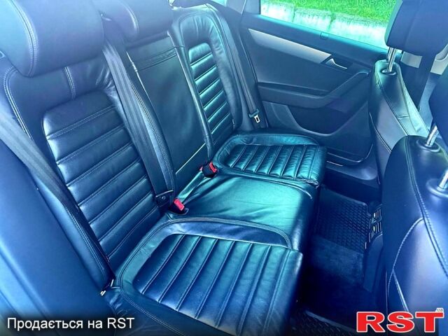 Сірий Фольксваген Пассат, об'ємом двигуна 2 л та пробігом 258 тис. км за 12900 $, фото 6 на Automoto.ua