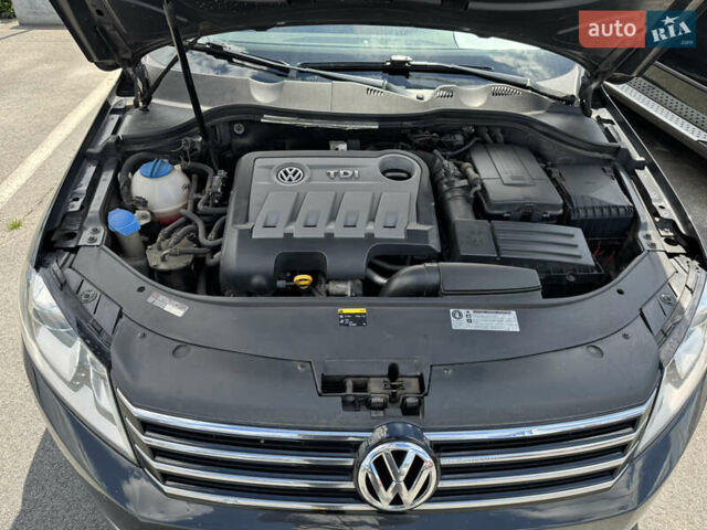 Серый Фольксваген Пассат, объемом двигателя 1.97 л и пробегом 279 тыс. км за 12600 $, фото 9 на Automoto.ua