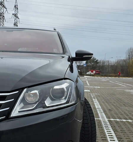 Серый Фольксваген Пассат, объемом двигателя 2 л и пробегом 324 тыс. км за 13500 $, фото 2 на Automoto.ua