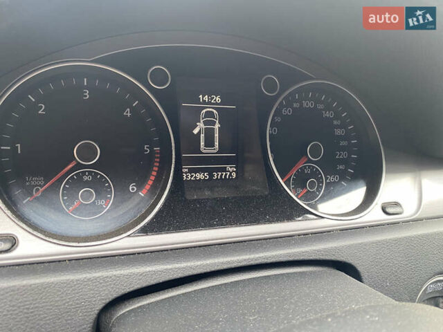 Серый Фольксваген Пассат, объемом двигателя 2 л и пробегом 333 тыс. км за 11700 $, фото 4 на Automoto.ua