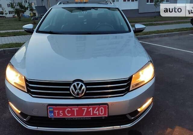 Серый Фольксваген Пассат, объемом двигателя 0 л и пробегом 265 тыс. км за 12300 $, фото 3 на Automoto.ua