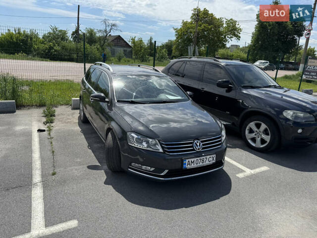 Серый Фольксваген Пассат, объемом двигателя 1.97 л и пробегом 279 тыс. км за 12600 $, фото 23 на Automoto.ua