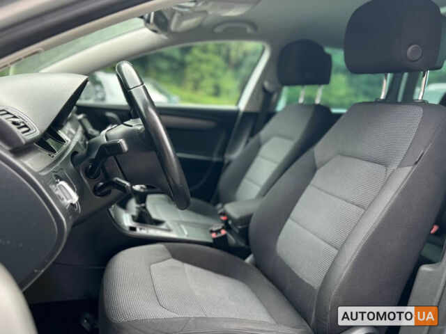 Серый Фольксваген Пассат, объемом двигателя 2 л и пробегом 282 тыс. км за 11600 $, фото 9 на Automoto.ua