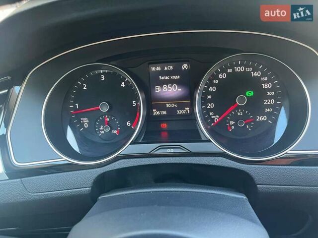 Серый Фольксваген Пассат, объемом двигателя 1.97 л и пробегом 206 тыс. км за 15900 $, фото 34 на Automoto.ua