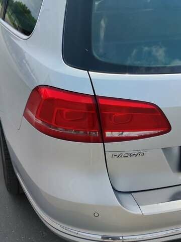 Серый Фольксваген Пассат, объемом двигателя 1.6 л и пробегом 273 тыс. км за 10500 $, фото 6 на Automoto.ua