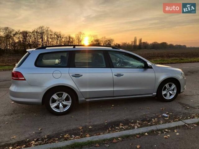 Сірий Фольксваген Пассат, об'ємом двигуна 1.6 л та пробігом 269 тис. км за 9900 $, фото 17 на Automoto.ua