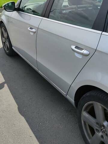 Серый Фольксваген Пассат, объемом двигателя 1.6 л и пробегом 273 тыс. км за 10500 $, фото 5 на Automoto.ua