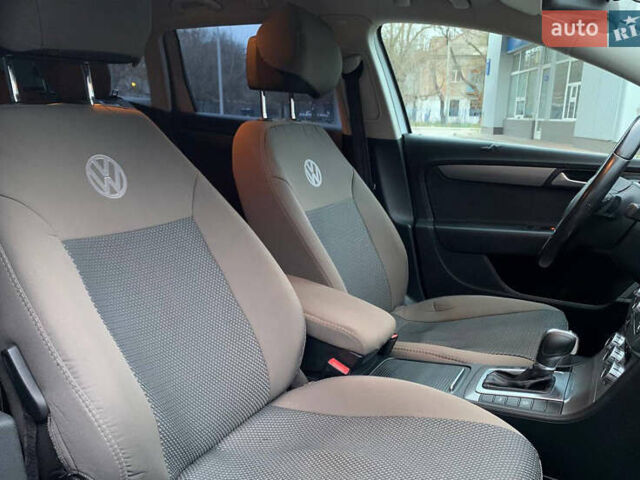 Сірий Фольксваген Пассат, об'ємом двигуна 1.97 л та пробігом 259 тис. км за 12999 $, фото 11 на Automoto.ua