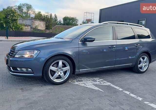 Серый Фольксваген Пассат, объемом двигателя 0 л и пробегом 223 тыс. км за 12999 $, фото 5 на Automoto.ua